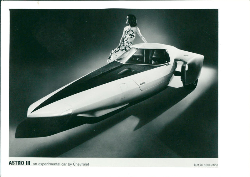 The cars. ASTRO III, an experimental car by Chevrolet - Vintage Photograph