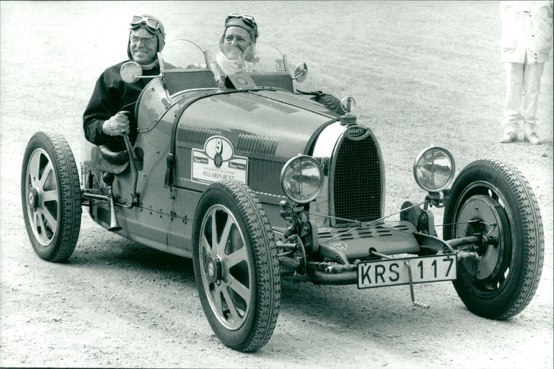 The cars. Bugatti - Vintage Photograph