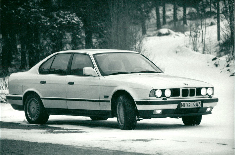 BMW 520i - Vintage Photograph