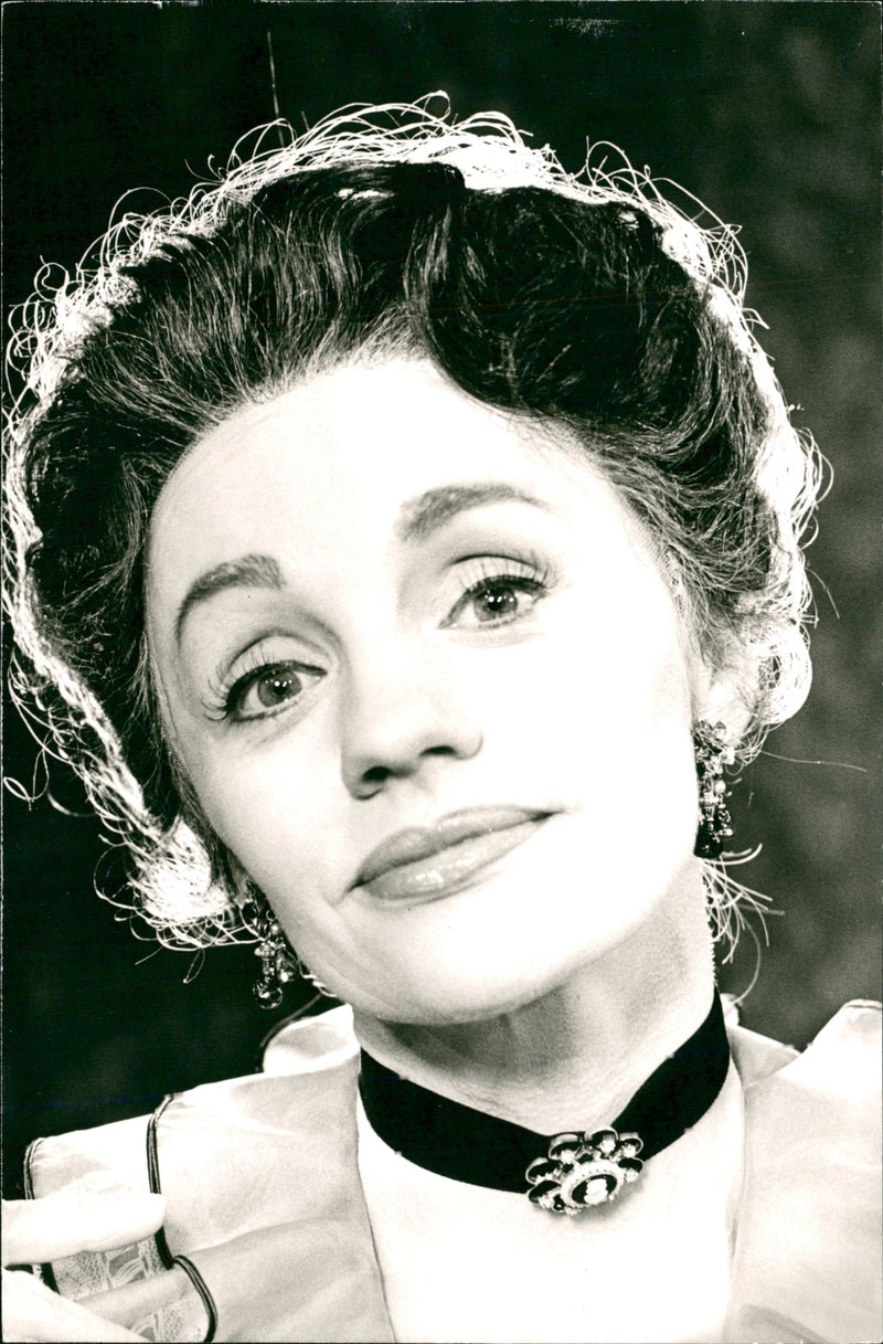 Swedish actress Gunn Wållgren - Vintage Photograph