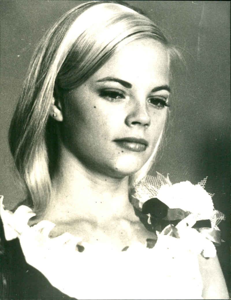 Peggy Sue Wallace, daughter of Governor George Wallace - Vintage Photograph