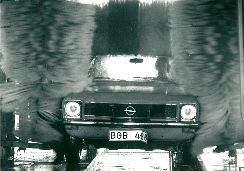 CARS: Wash - Vintage Photograph