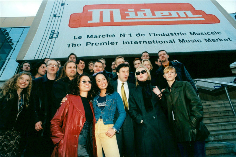 1999 TELEPHONE SWEDEN RESPONS CANNES MUSIC INTERNATIONAL - Vintage Photograph