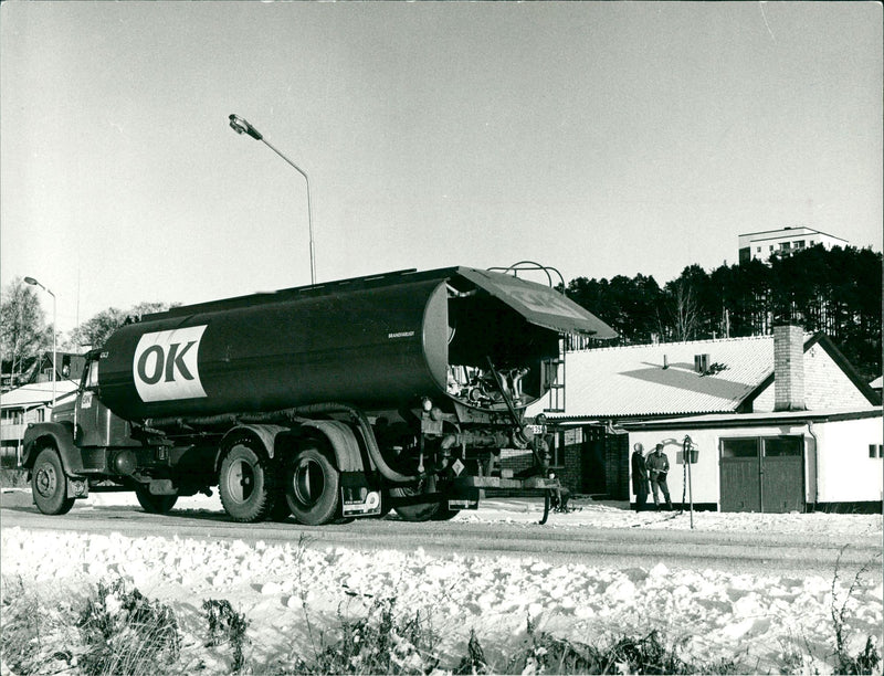 REAL CARS: Tankers - Vintage Photograph