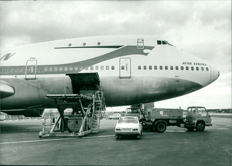 REAL CARS: Tankers - Vintage Photograph