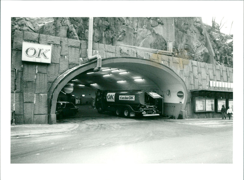 REAL CARS: Tankers - Vintage Photograph