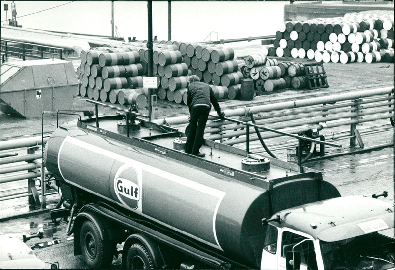 REAL CARS: Tankers - Vintage Photograph