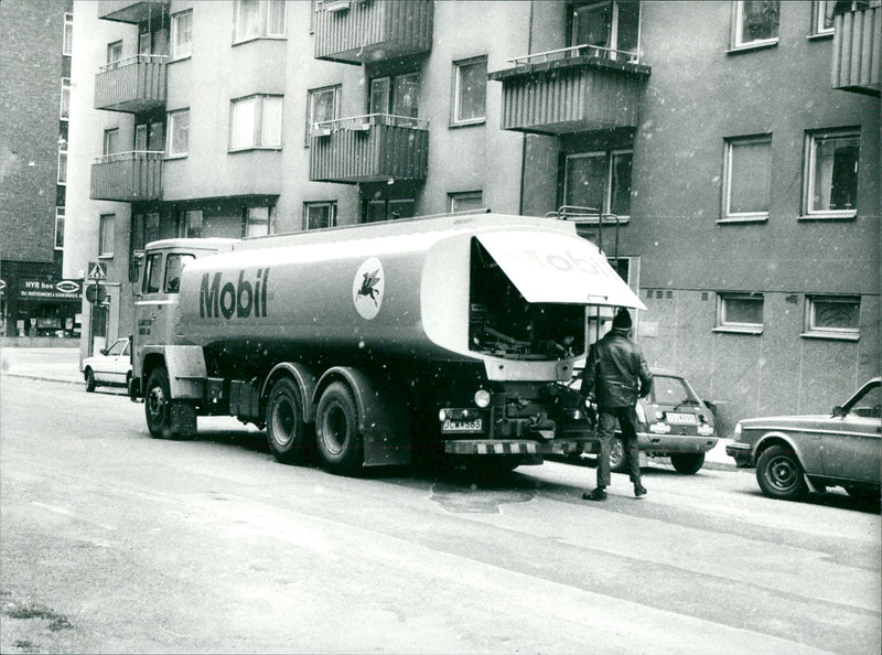 REAL CARS: Tankers - Vintage Photograph