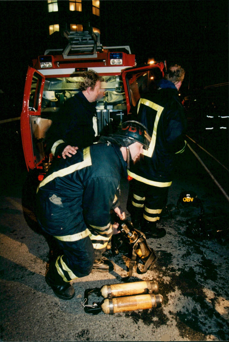 1995 VOLVO SPOT PICA STOCKHOLM SWEDEN CODE BOTHES DANIEL LEIF JANSSON - Vintage Photograph