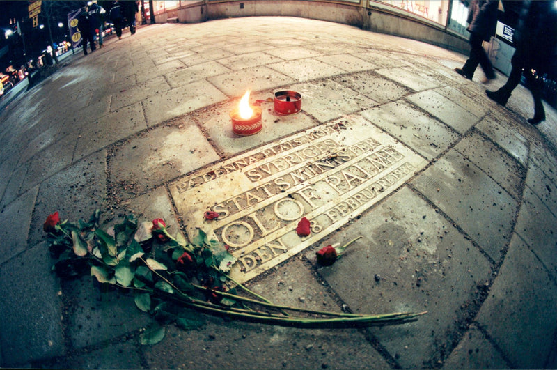 Prime Minister's of Sweden Olof Palme's death - The murder scene on Sveavägen on the 13th anniversary of the murder. - Vintage Photograph