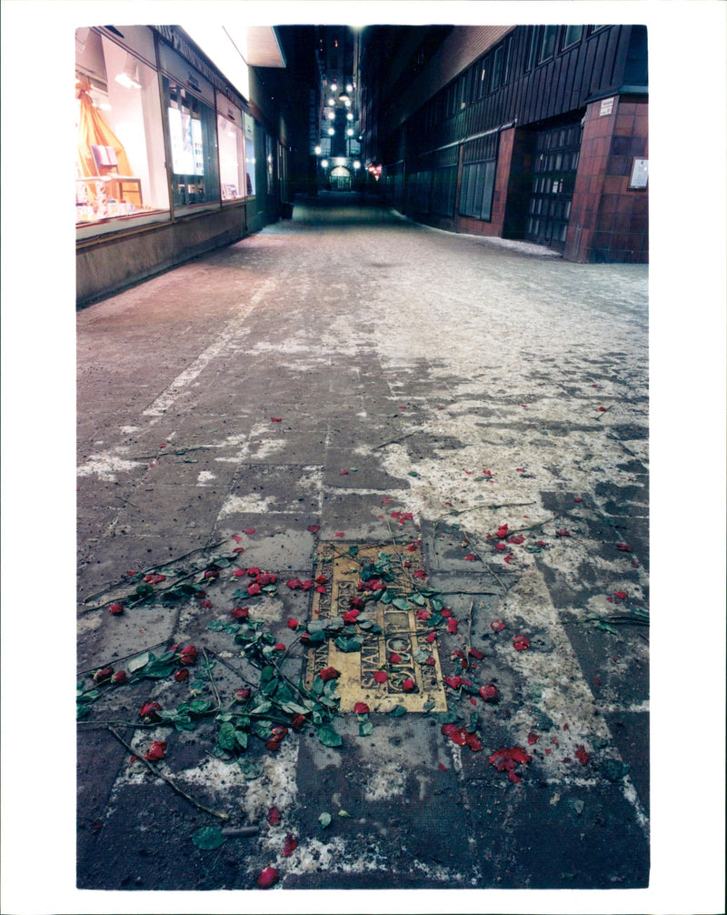 Prime Minister's of Sweden Olof Palme's death  - murder scene at Sveavägen - Vintage Photograph