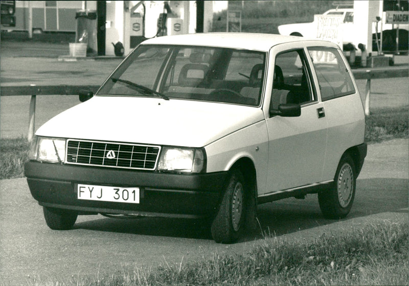 Lancia Y10 model. - Vintage Photograph