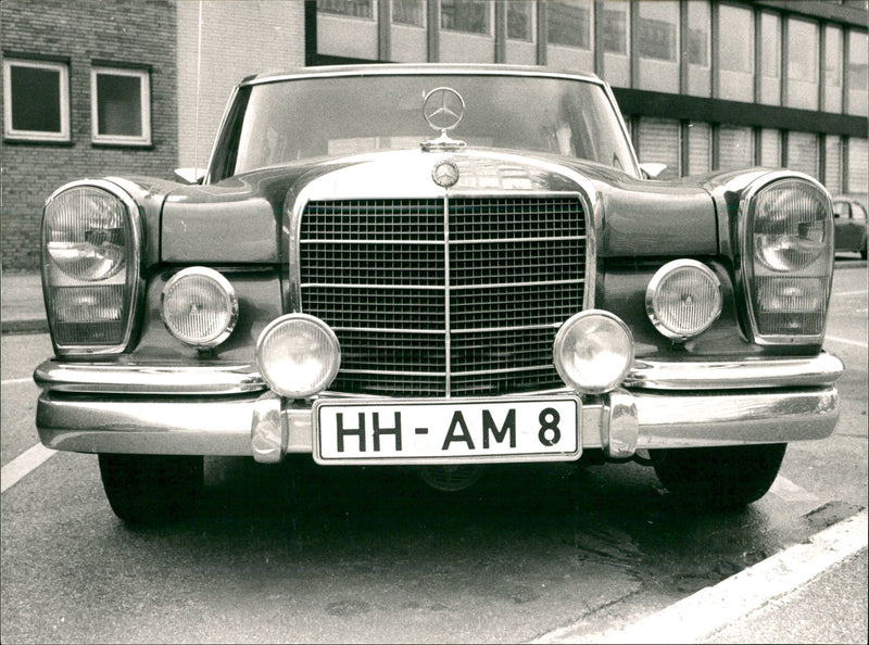 Mercedes Benz 600 - Vintage Photograph