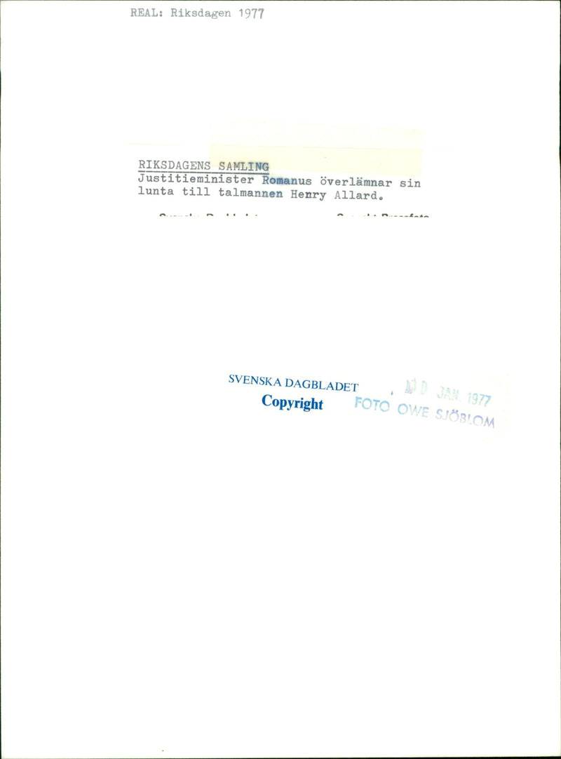 Minister of Justice Romaus hands over his speech to Speaker Henry Allard during Parliament 1977. - Vintage Photograph