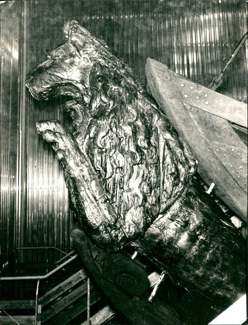 The giant Vasa's Galion Lion. - Vintage Photograph