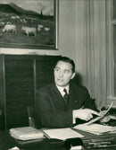 Right-wing politician Nils Agerberg points to paper - Vintage Photograph