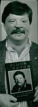 Simon Weston. - Vintage Photograph