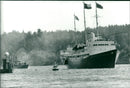 Ship: Queen Elizabeth Britannia - Vintage Photograph