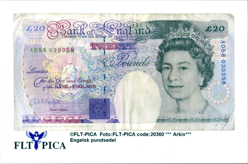 20 British Pound banknotes (Queen Elizabeth II) - Vintage Photograph