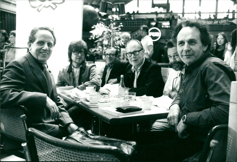 HAS LUND JUBILEUM ANDERSSON POETRY SERVICE KARL AND DICTATIONA - Vintage Photograph