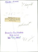 Neck-hung model with elastic velvet. - Vintage Photograph