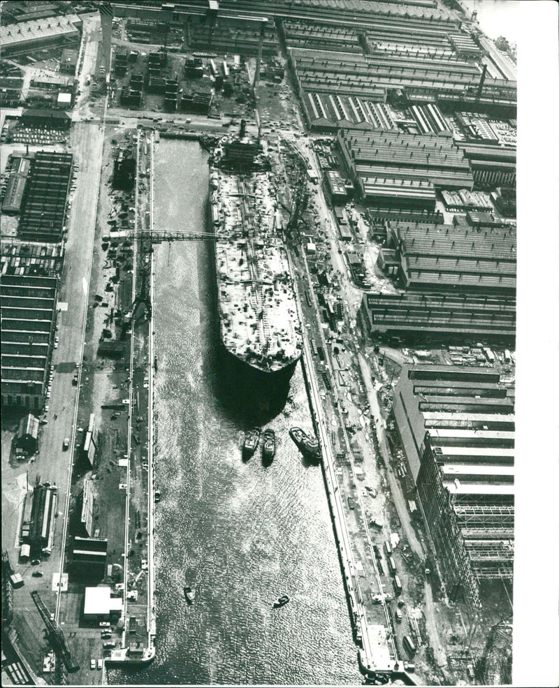 Oil tanker "Esso Ulidia" at Harland and Wolff shipyard - Vintage Photograph