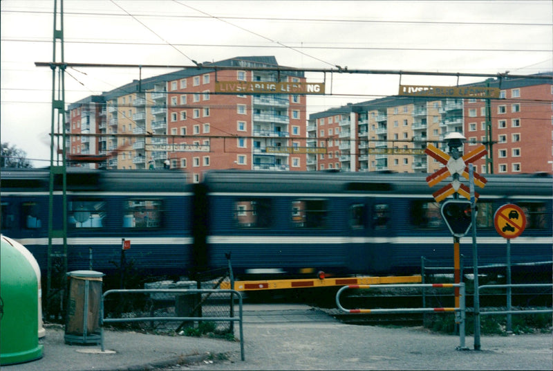 RAILWAY: Shuttle service - Vintage Photograph