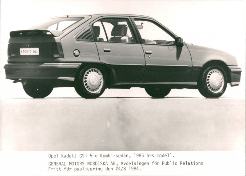 Opel cars, model: Kadett GSi 5-d Combi-Sedan, model year: 1985 - Vintage Photograph