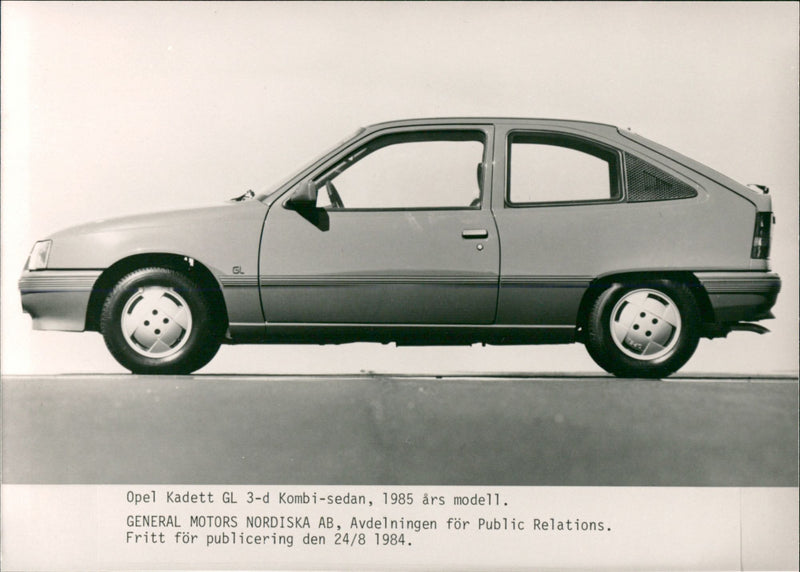 Opel cars, model: Kadett GL 3-d Combi sedan, model year: 1985 - Vintage Photograph