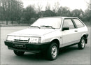 Lada Samara, Model 1987, The new front wheel driver is a paddle semi-combi with a 65 hp engine. - Vintage Photograph