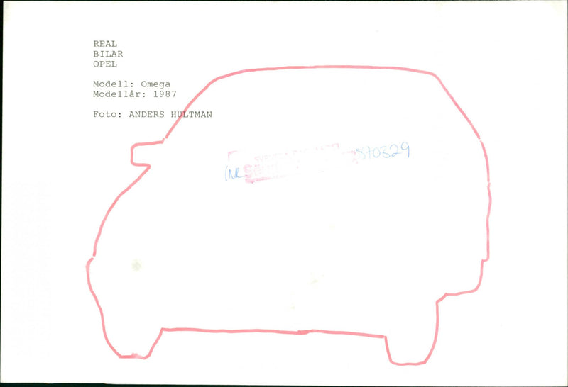 The cars: Opel Omega 1987 - Vintage Photograph