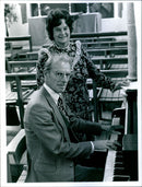 1994 KNOWN WELL CONCERT PETER - Vintage Photograph