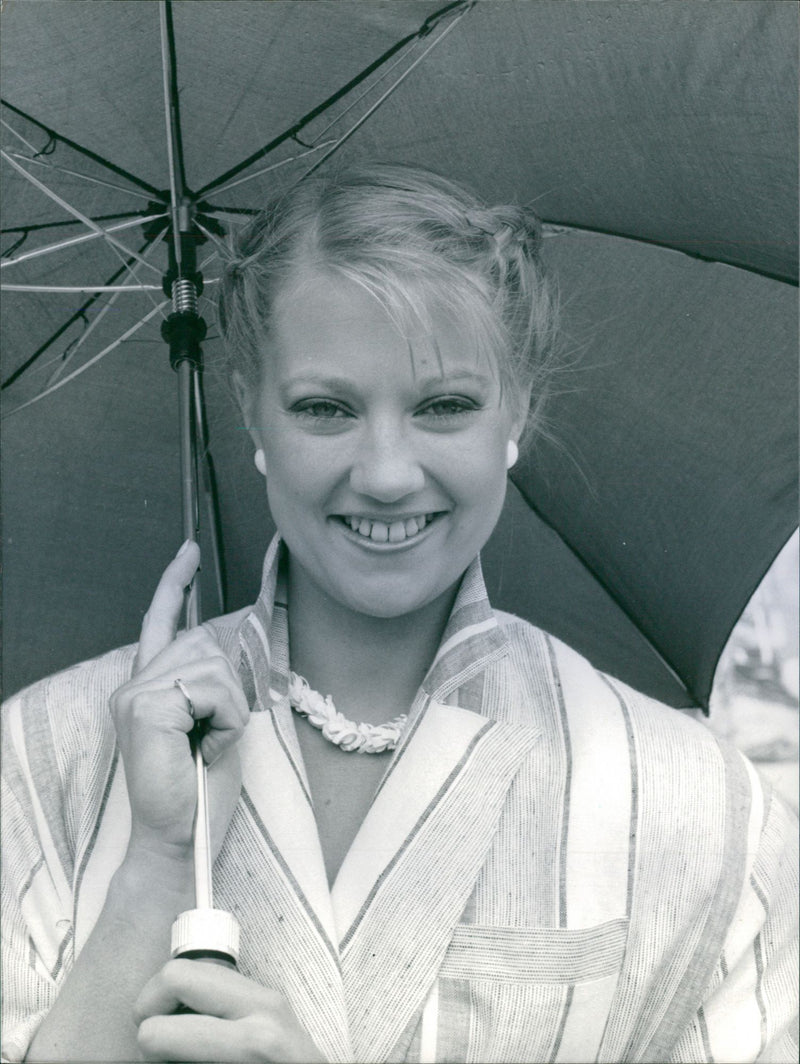 Tracey Childs, Actress. - Vintage Photograph