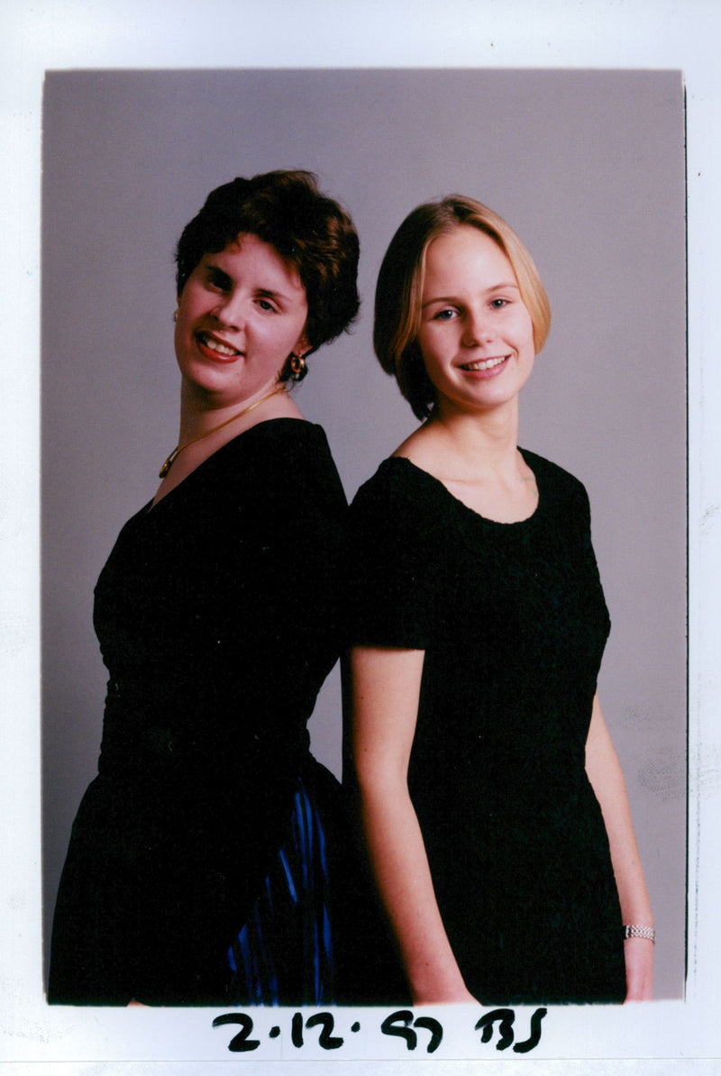 1997 CONCERT - Vintage Photograph