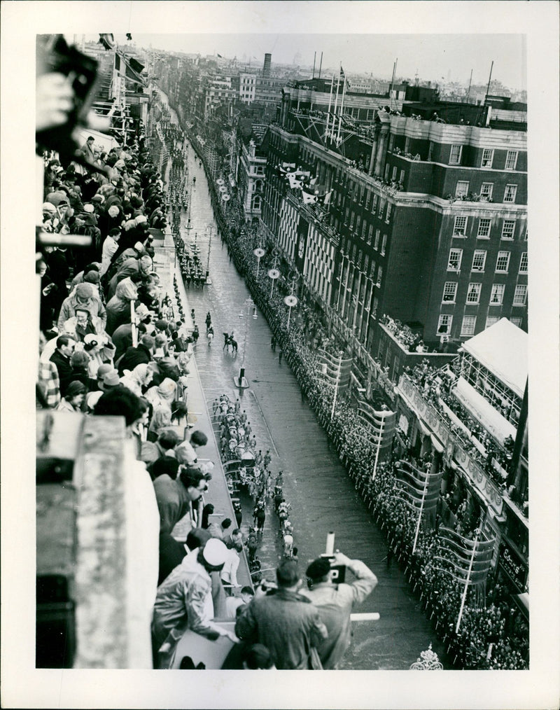 The coronation of Queen Elizabeth II. A general view of Her Majesty's Procession passing along Oxford Street - Vintage Photograph