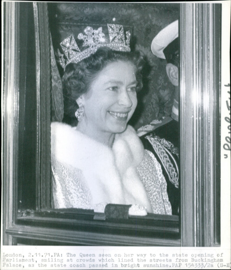 Queen Elizabeth II on her way to the state opening of the parlament 1971 - Vintage Photograph
