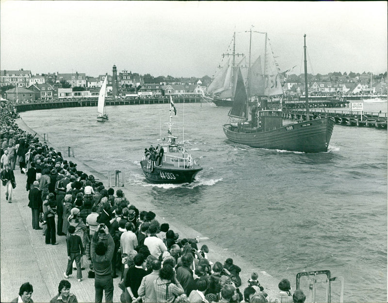Yarmouth Harbour - Vintage Photograph