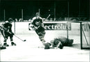 Berglund, Bo Ice Hockey - Vintage Photograph