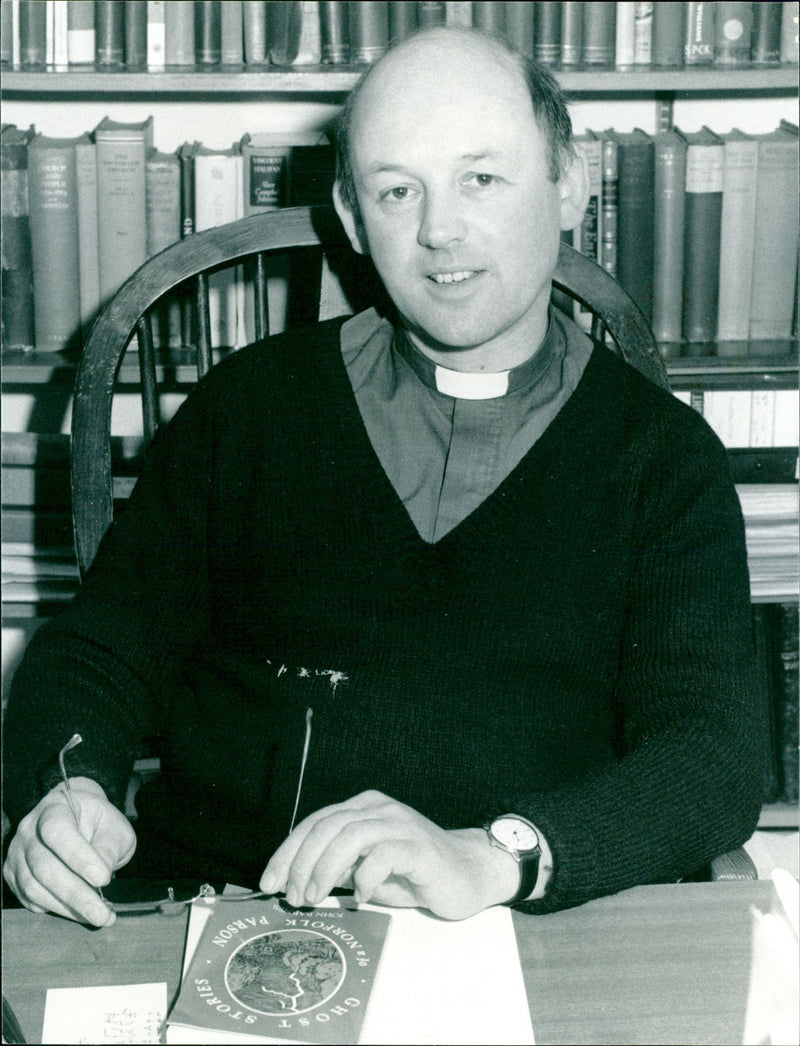 1988 JOHN WRITER - Vintage Photograph