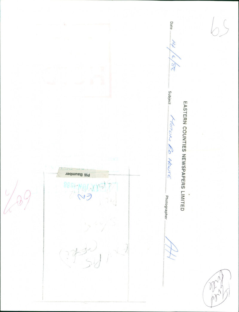 SAUMONT WRITER - Vintage Photograph