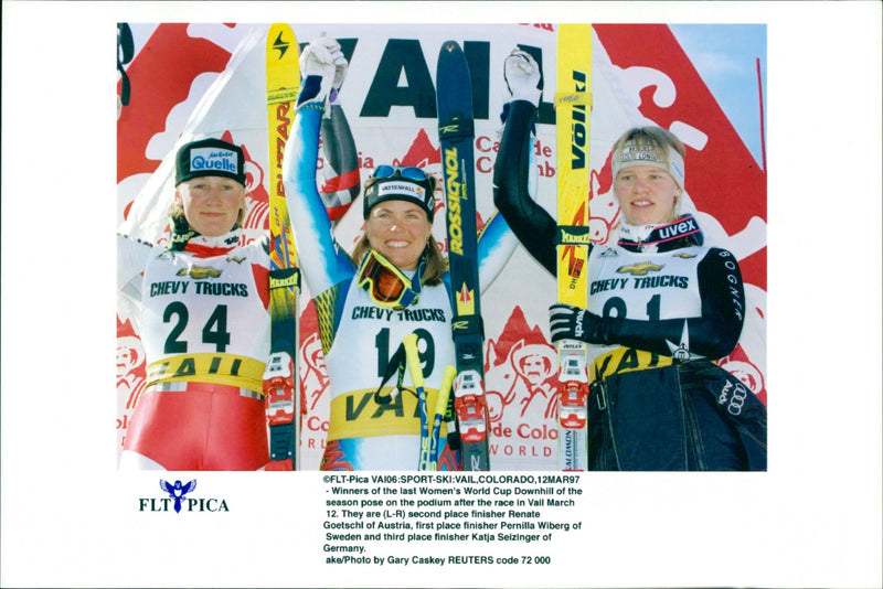 Pernilla Wiberg together with Renate Goetschl and Katja Seizinger. - Vintage Photograph