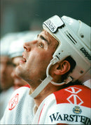 Eric Lindros is a canadian professional ice hockey player. - Vintage Photograph