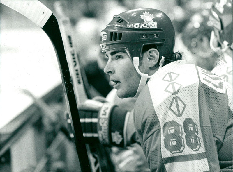 Eric Lindros is a canadian professional ice hockey player. - Vintage Photograph