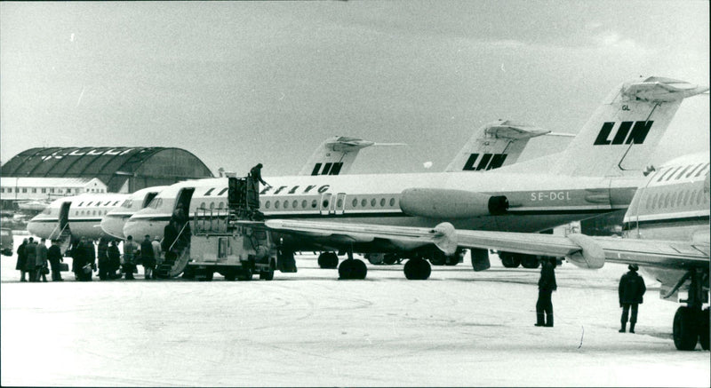 Linjeflyg, 3 pcs FOKKER F 28 on Bromma. - Vintage Photograph