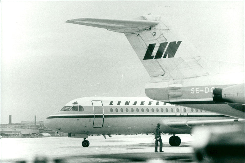 Linjeflyg, Swedish Domestic Airline. - Vintage Photograph