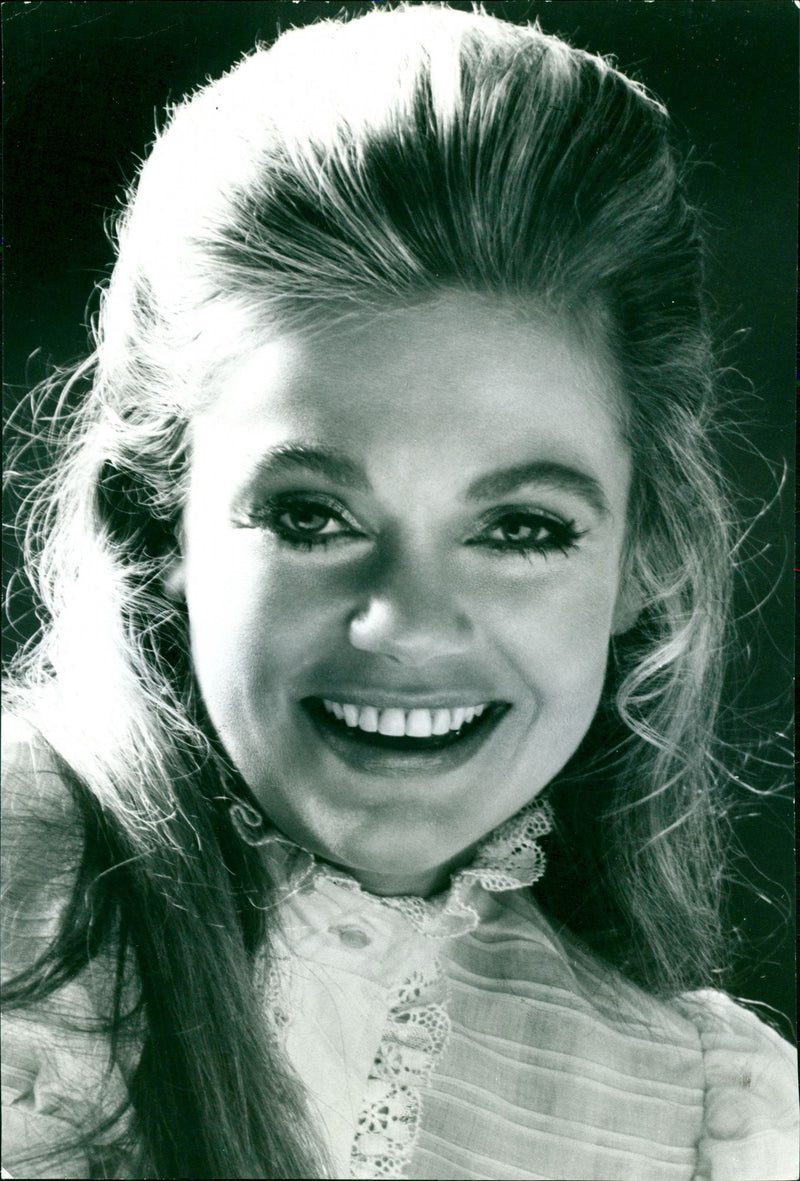 Dyan Cannon as Alice Henderson in Bob & Carol & Ted & Alice - Vintage Photograph