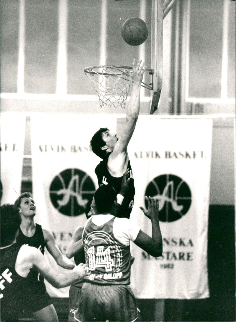 Roland Rahm, Swedish basketball player. - Vintage Photograph