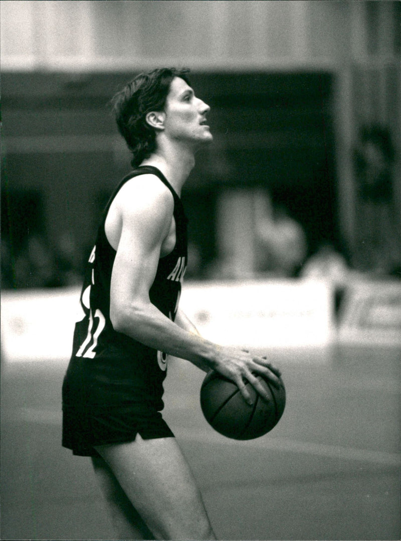 Roland Rahm, Swedish basketball player. - Vintage Photograph