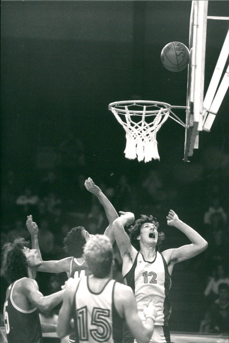 Roland Rahm, Swedish basketball player. - Vintage Photograph