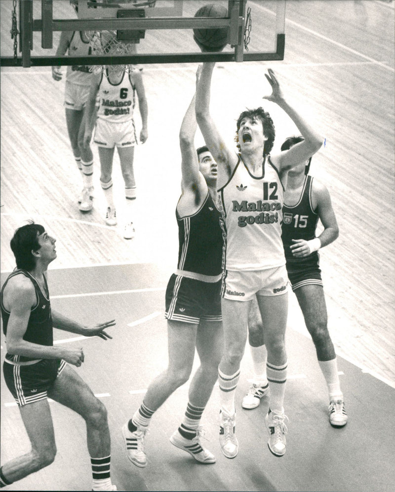 Roland Rahm, Swedish basketball player. - Vintage Photograph